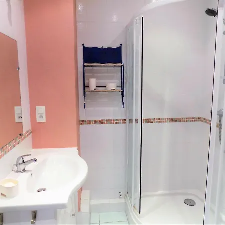 - Foncillon - Balcon - Proche Centre-ville Et Plage דירה