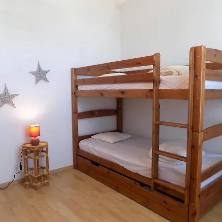 דירה - Foncillon - Balcon - Proche Centre-ville Et Plage *